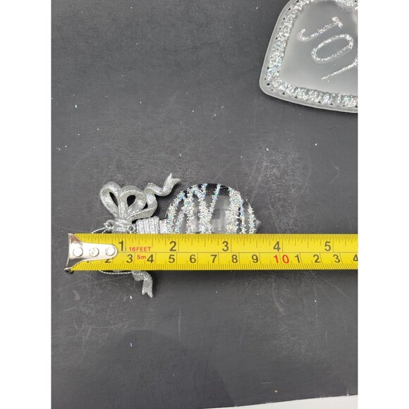 Lot Of 5 Acrylic Iridescent Silver Glitter Ornaments Noel Joy Frosted Tassels - Picture 7 of 8